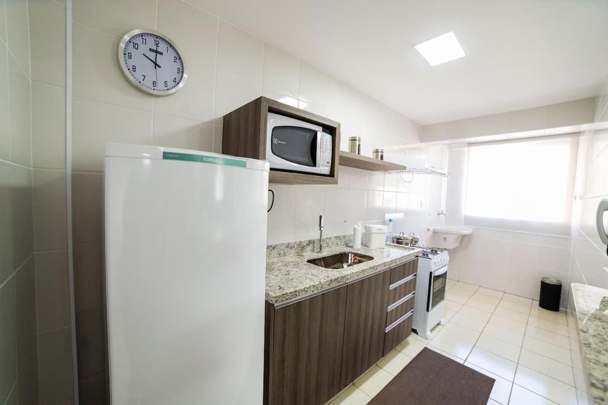 Serra Madre com Linda Vista e Jacuzzi Rio Quente Exterior foto